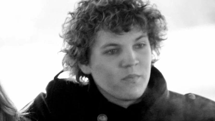 Бенджамин пресли. Внук пресли бенджамин. Бенджамин кеог. Benjamin keough. Бенджамин кеог.