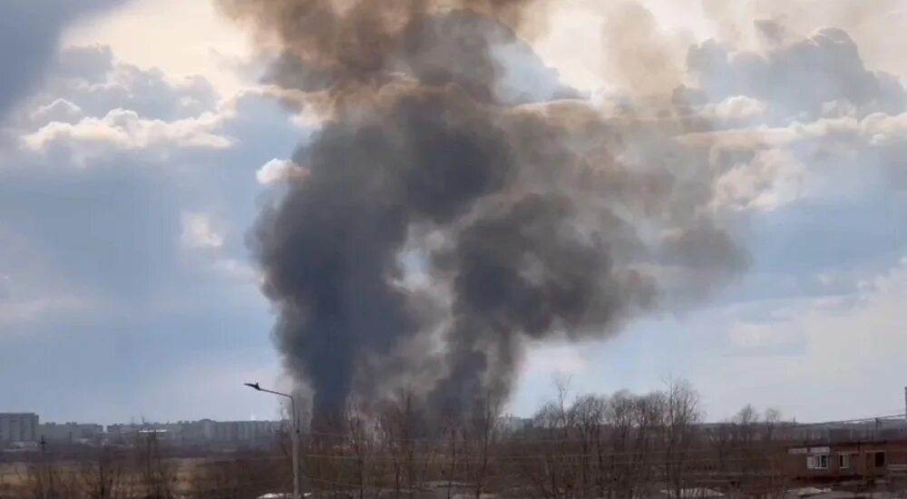 Что горело на левом берегу. Пожары в Омской области. Пожар в Омске вчера. Пожар в Омске сейчас. Омск 22 апреля пожар.