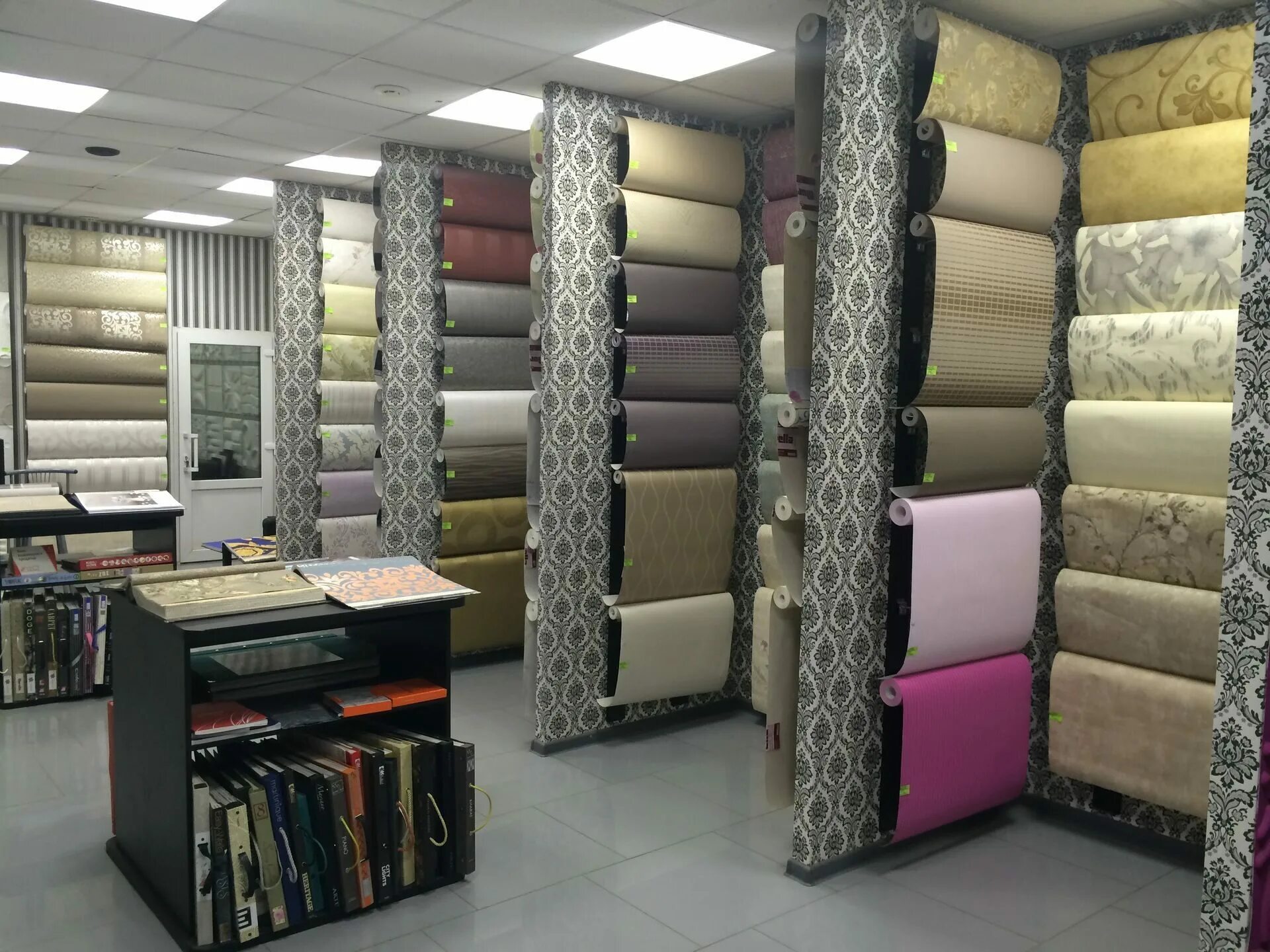 Оптовый магазин тканей в барнауле. Ткани барнаул каталог. Обивочный материал для мебели. Ткани барнаул каталог. Взлётная 35 барнаул текстиль центр.
