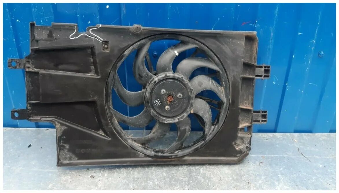 Электровентилятор калина 1. Электровентилятор охлаждения ваз-1118 с кожухом (с резистором). Вентилятор охлаждения ваз 1118. Вентилятор охлаждения гранта 2190 размер. Вентилятор охлаждения калина 8 клапанов.