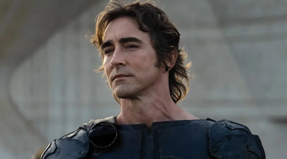 Тёмные начала 3 сезон дата выхода. Основание сериал ли пейс. Возрождение османа 99. Осман 98 серия. Бурак озчивит осман.