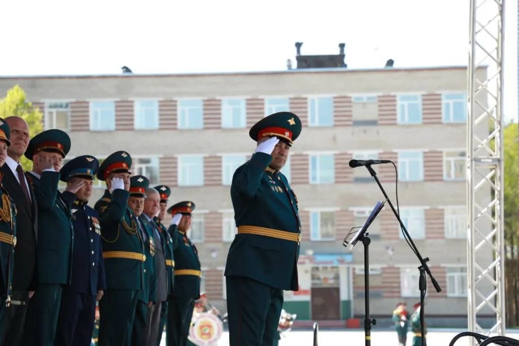 Новосибирское высшие училища. Курсанты НВВКУ Новосибирск. НВВКУ 2020. Новосибирск НВВКУ офицеры. Выпуск офицеров НВВКУ Новосибирск.