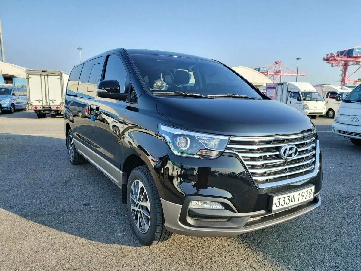 Купить гранд старекс из кореи. Hyundai Grand Starex 4wd 2020. Hyundai Grand Starex Urban Exclusive 2020 4wd. Hyundai Grand Starex 4wd 2019. Гранд Старекс 4wd 2020.