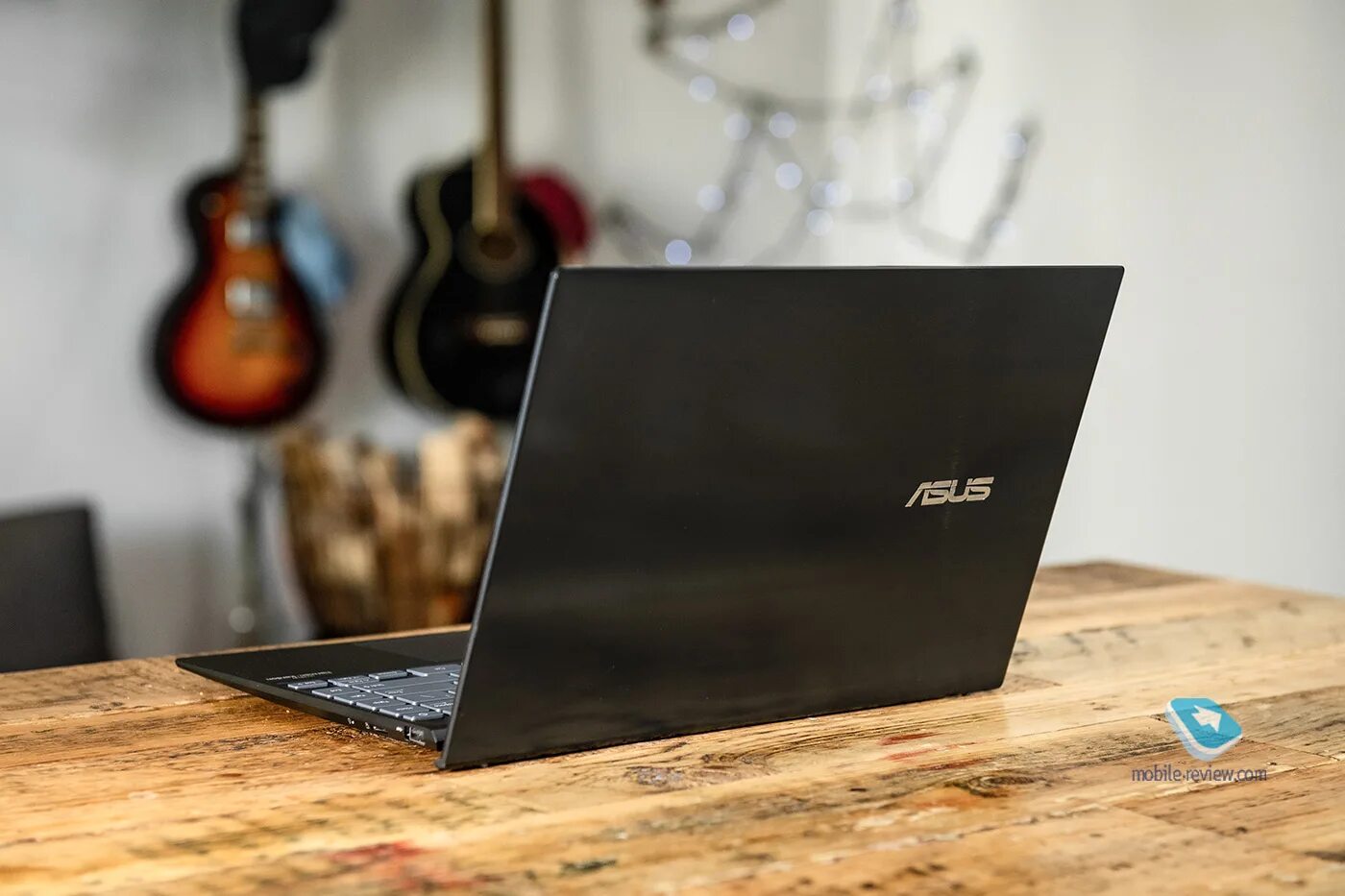 Asus zenbook 16gb. Ноутбук ASUS ZENBOOK 13. ASUS ZENBOOK Duo 13. Ноутбук ASUS ZENBOOK 13 ux325ea. ASUS ZENBOOK 13 OLED ux325.