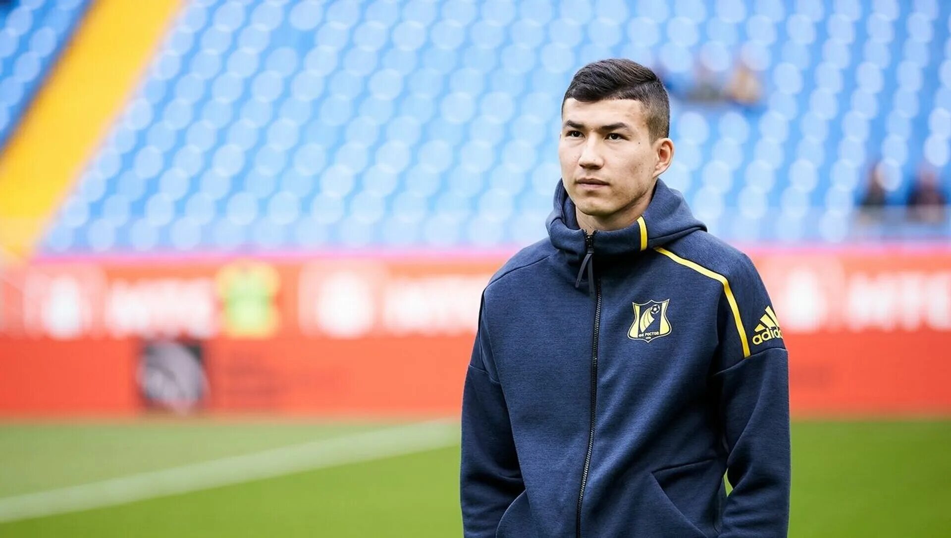 Футболисты цска. Зайнутдинов футболист. Бахтияр зайнутдинов футболист. Бахтиер зайнутдинов футболист. Бахтиёр батыржанович зайнутдинов.