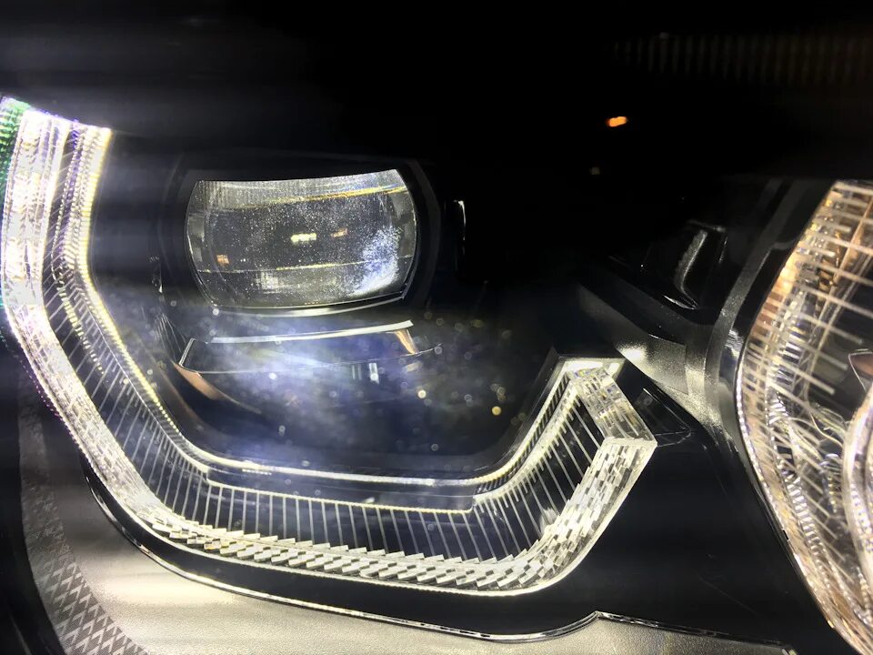 Adaptive led. Bmw adaptive led. bmw x3 g01 фары. bmw x3 g01 led фары. фара g01 x3 lci.