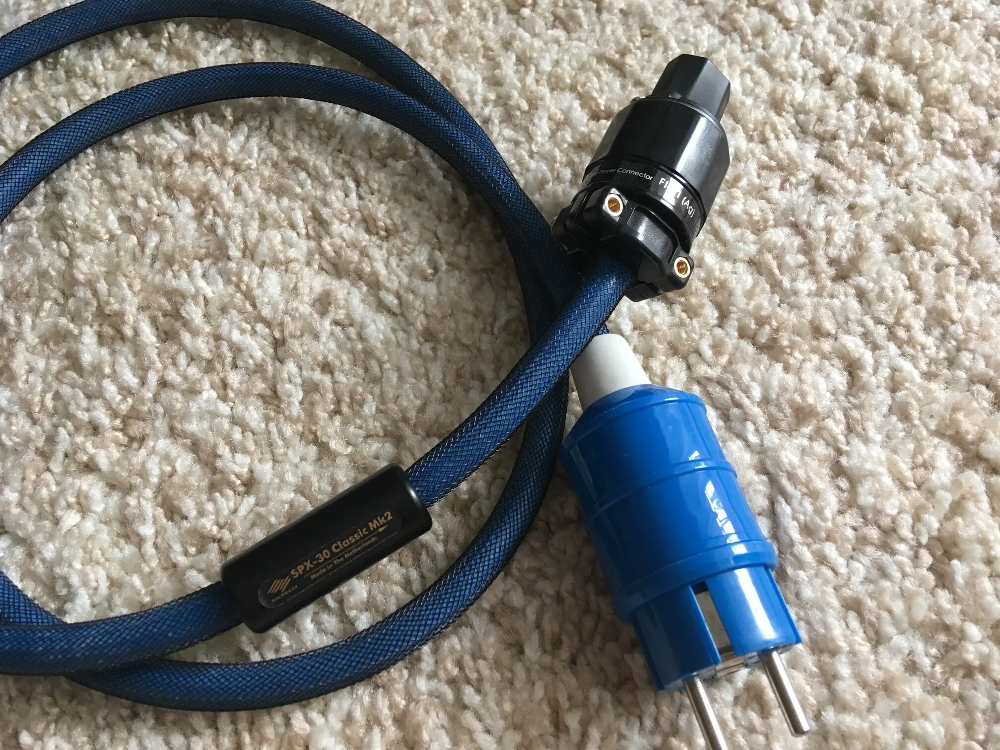 Труба для гибкой подводки pro-flex (30м). Alpine spx 17 pro. Spx 30. Monacor. Труба гибкая пнд hunter flexsg 30м.