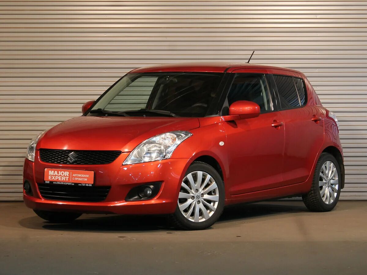 Сузуки свифт 2013 года. Сузуки свифт 4 поколение. Сузуки свифт 2011. Swift 4. Сузуки свифт 2012 года.