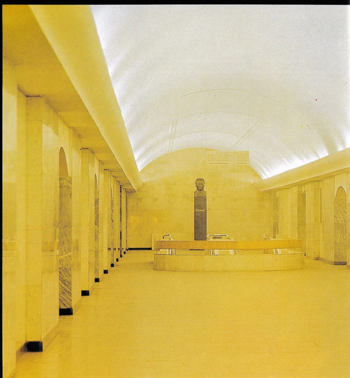 Чистые пруды москва станция метро. Станция метро кировская 1935. Чистые пруды станция метро сокольническая линия. Станция чистые пруды 1935. Метро москва чистые.