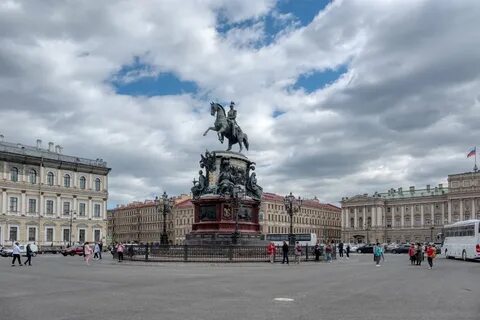 Исаакиевская площадь 1