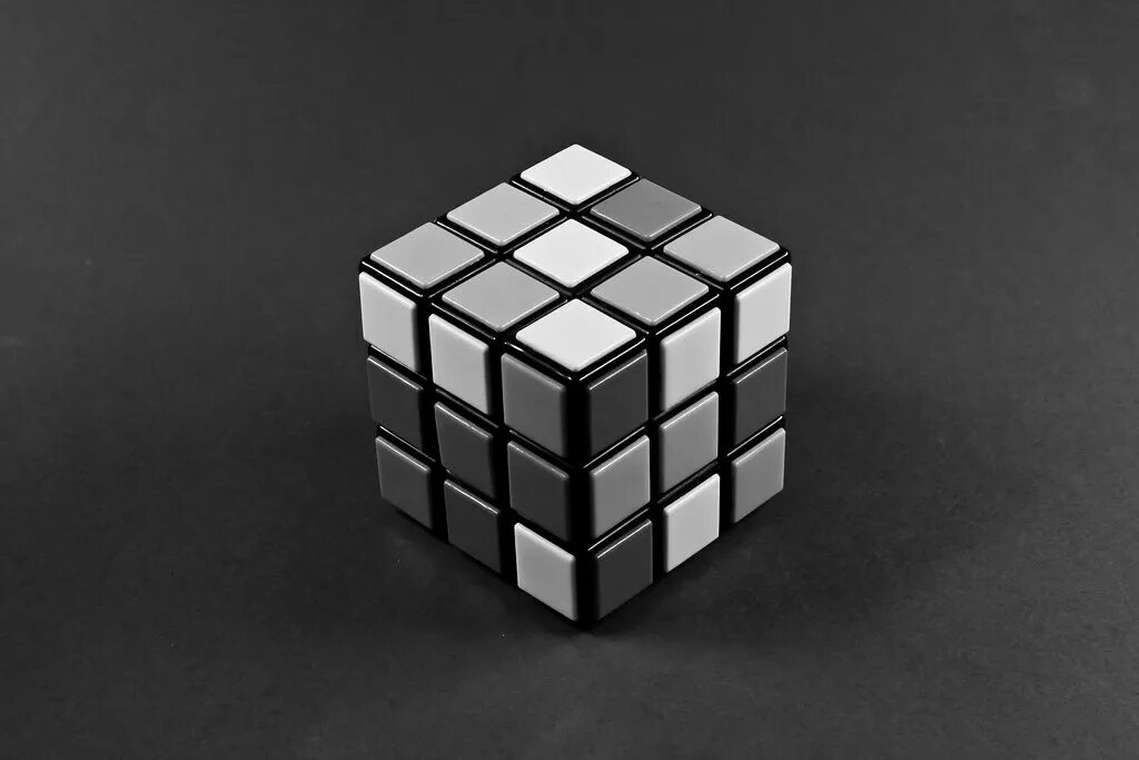 Черно белые кубы. Черно белый кубик рубика. Белый кубик. Блэк кьюб. Обои кубики 3d.