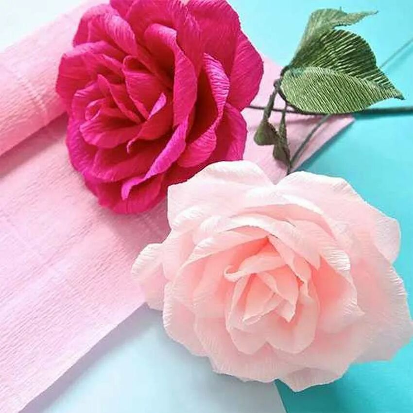 Розы из крепированной бумаги. Цветы изгафрироной бумаги. Цветы из гофрированной бум. Гофрированные розочки