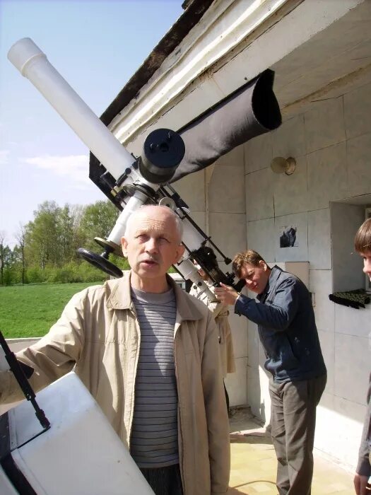 телескоп коуровской обсерватории. аркадий бондарь астроном. сотрудники обсерватории. крайний северный пункт россии. сотрудники обсерватории.