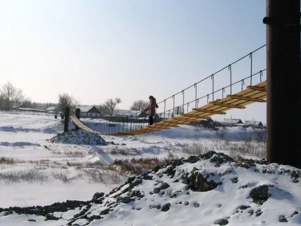 Домбаровский фото. Домбаровский поселок. Домбаровский поселок. Детская площадка домбаровский. Какая сейчас погода в домбаровке.