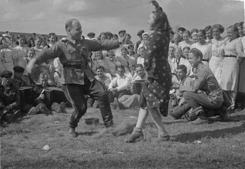 Петрозаводск в годы оккупации 1941 1944. Контрационные лагеря Петрозаводск. Финская оккупация Карелии в 1941-1944 годах. Концентрационный лагерь в Карелии.