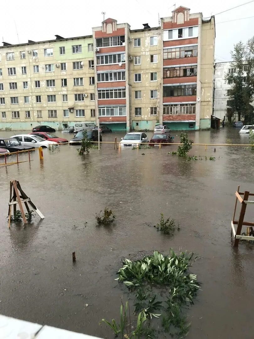 Через сколько в димитровграде дождь. Ливень в ульяновске. наводнение в димитровграде 1979. ульяновск после дождя.
