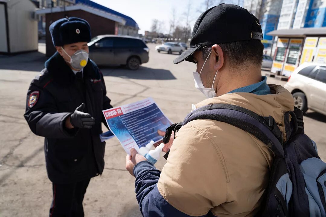 Защита иностранных граждан. Мигранты и полиция. иностранные граждане и полиция. мвд мигранты. мигранты и полиция в россии.