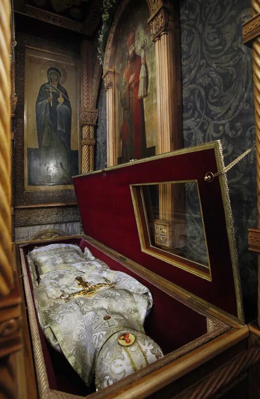 мощи святителя илариона в сретенском монастыре. мощи марии египетской в сретенском монастыре. мощи в сретенском монастыре. мощи святителя илариона в сретенском монастыре. мощи марии египетской в сретенском монастыре.