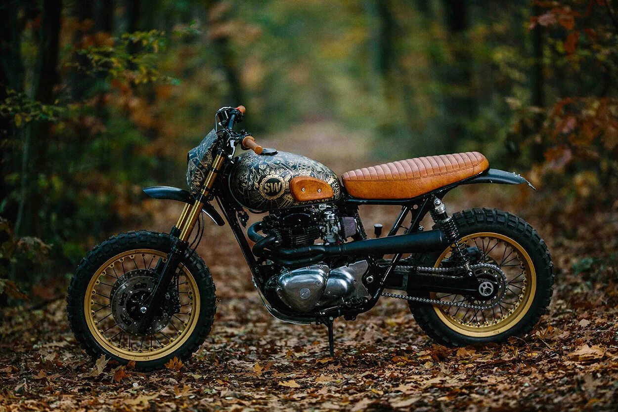 Kawasaki w650 Scrambler. Мотоцикл Восход скремблер. Минск скремблер 125. Минск 125 кастом скремблер.