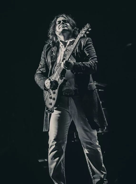 Мирошниченко гитарист. Мирошниченко гитарист