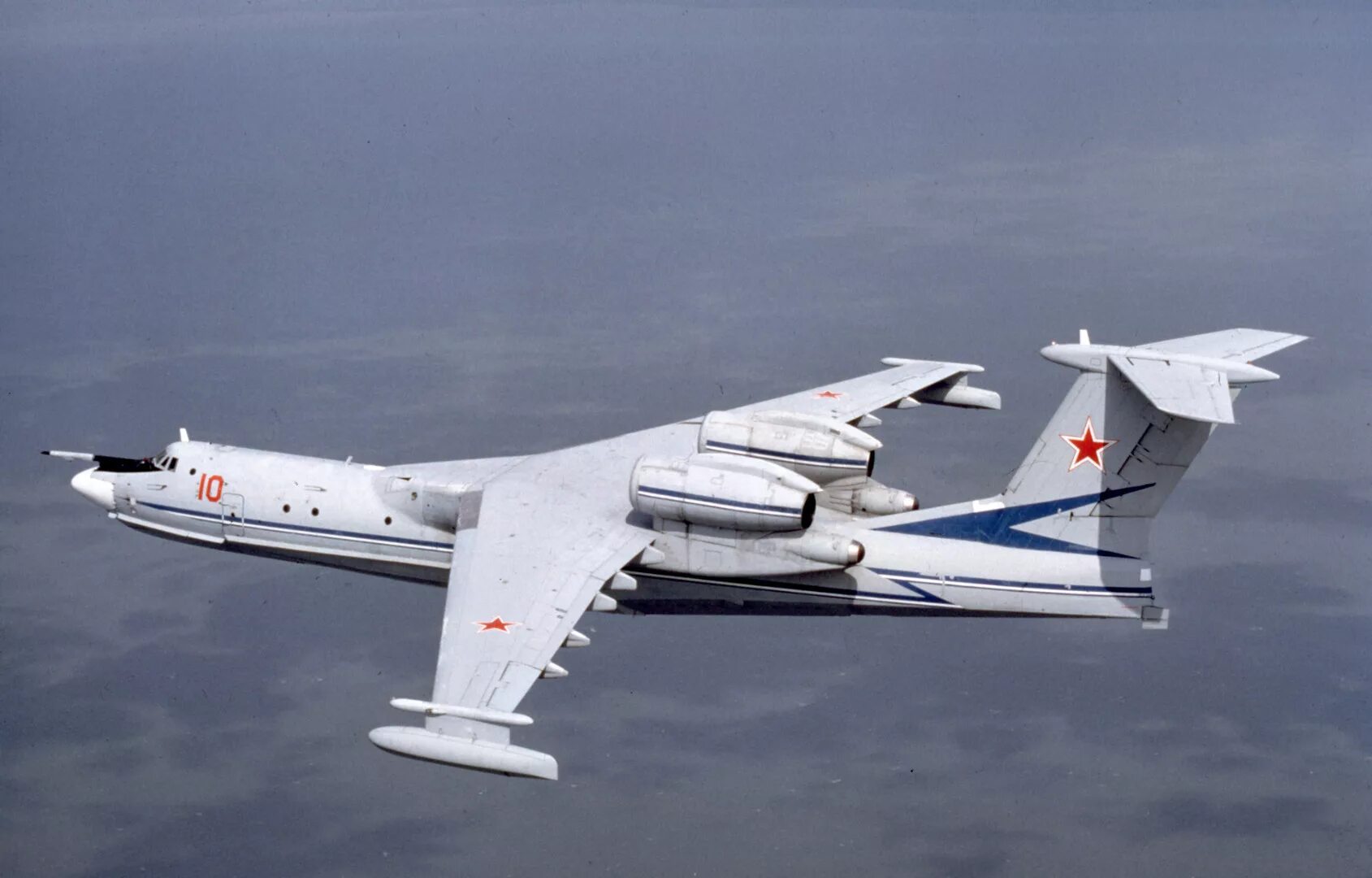 Самолет ан 22. Авиалиний дагестана ан24. Ан 44. Ан 44. Турбовинтовой самолет ан-140.