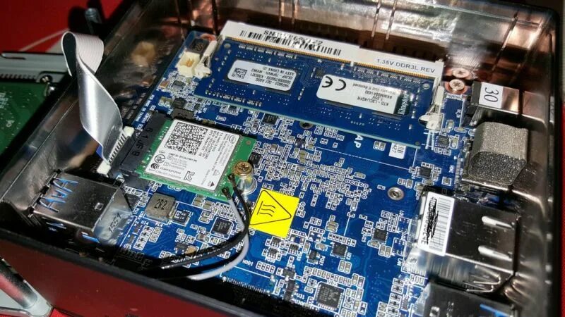 Gb base. Gb base. Неттоп gigabyte brix gb-base-3000 ssd 120gb, 4 gb. Сетевая карта synology 10 gigabit dual port rj-45 pcie 3. Gb-base-3000.