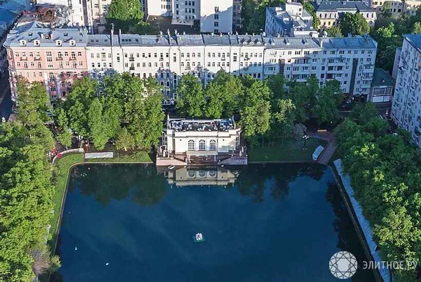 Дом на Патриарших прудах. Дом Гурченко на Патриарших прудах. Патриарх на Патриарших прудах. Снять квартиру на патриарших прудах