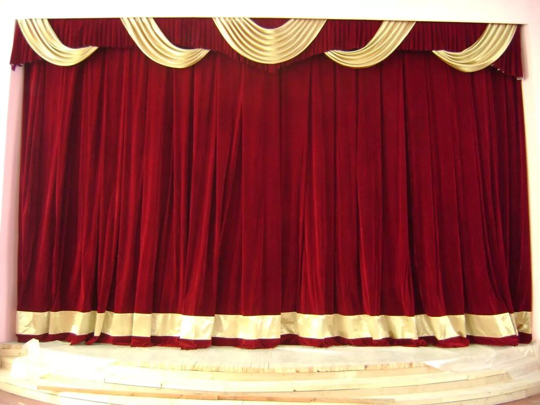 шторы в театре. сценический занавес арлекин. русский театр штора. арлекин театр одежда сцен. для пошива театрального занавеса.