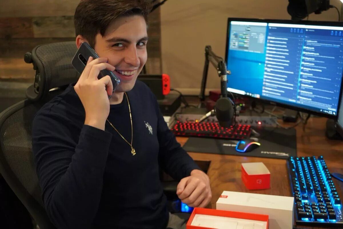 Cloud9 shroud cs go. Shroud стример. Shroud s. Shroud cs go. Шрауд кс.