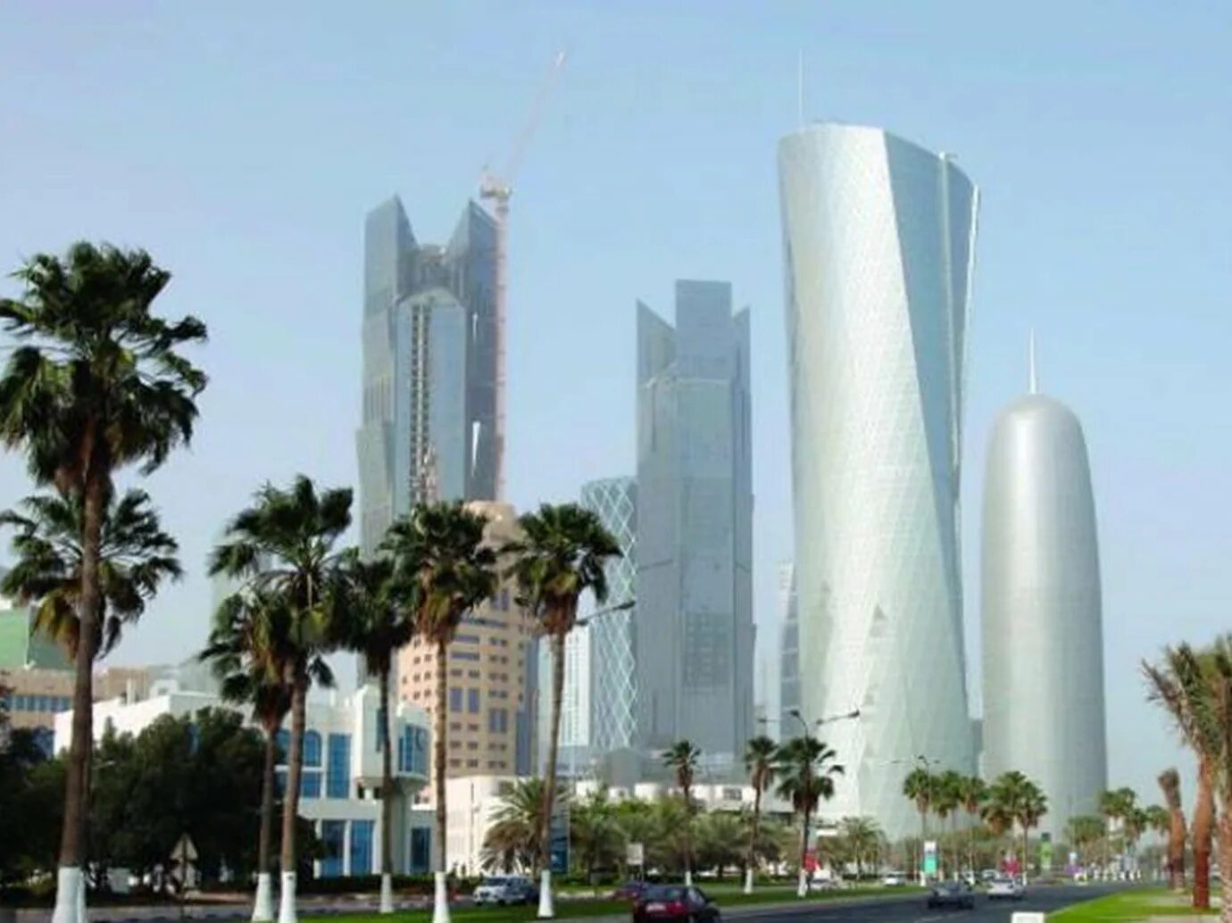Монумент парфюмницы в городе доха в какой. Доха (doha), катар. монумент парфюмницы доха. катар улицы города. доха столица катара достопримечательности.
