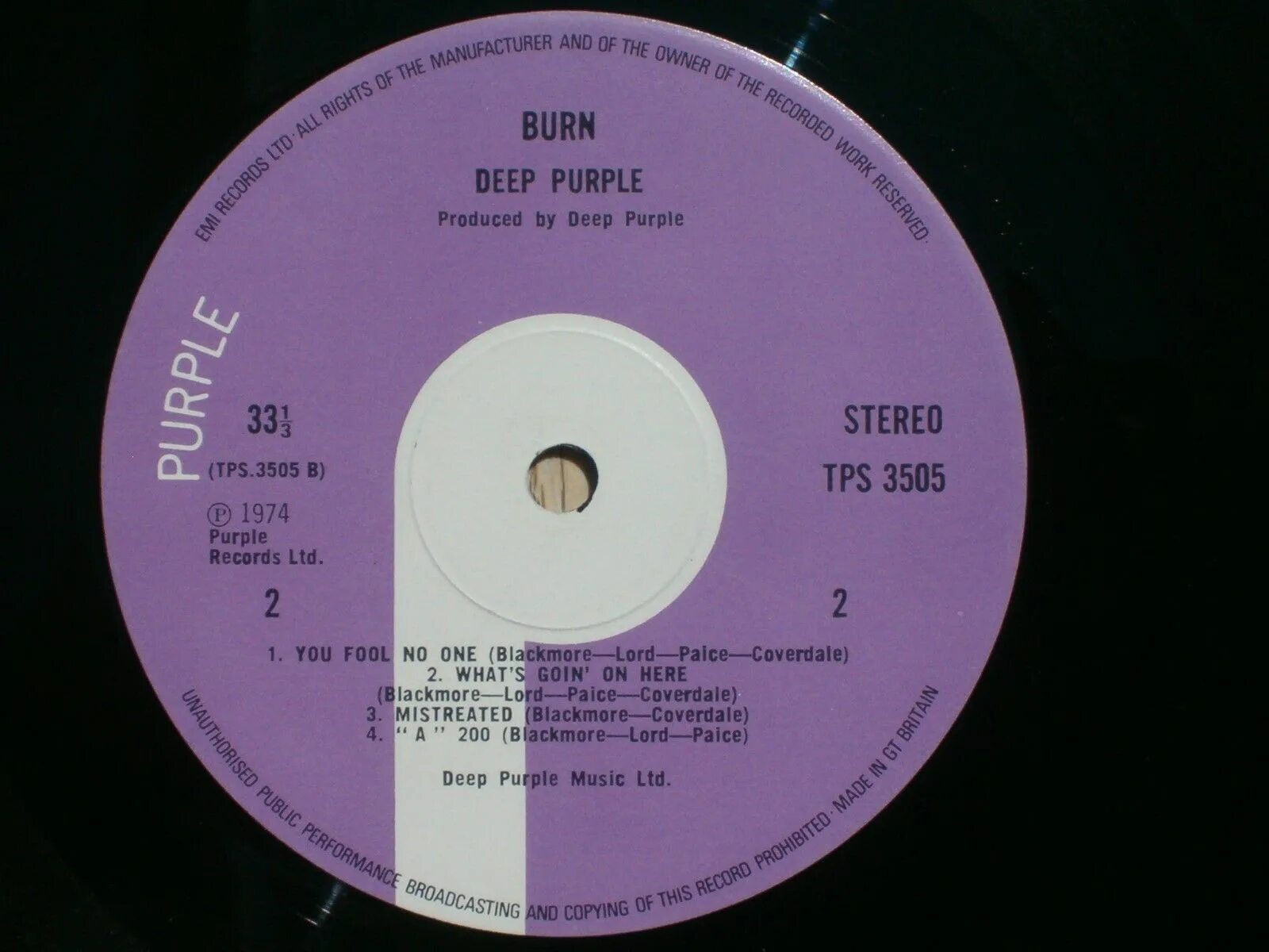 Дип перпл автострада. Deep Purple "Burn (LP)". Группа Deep Purple альбомы 1974. Deep Purple Burn 1974. Обложки пластинок Deep Purple.
