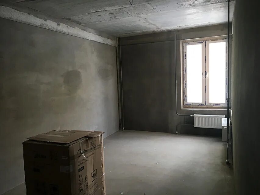 трехкомнатная квартира без отделки. трехкомнатная квартира без отделки. квартиры в некрасовке новостройки. студия 24 кв м черновая отделка. квартира в бетоне без отделки.