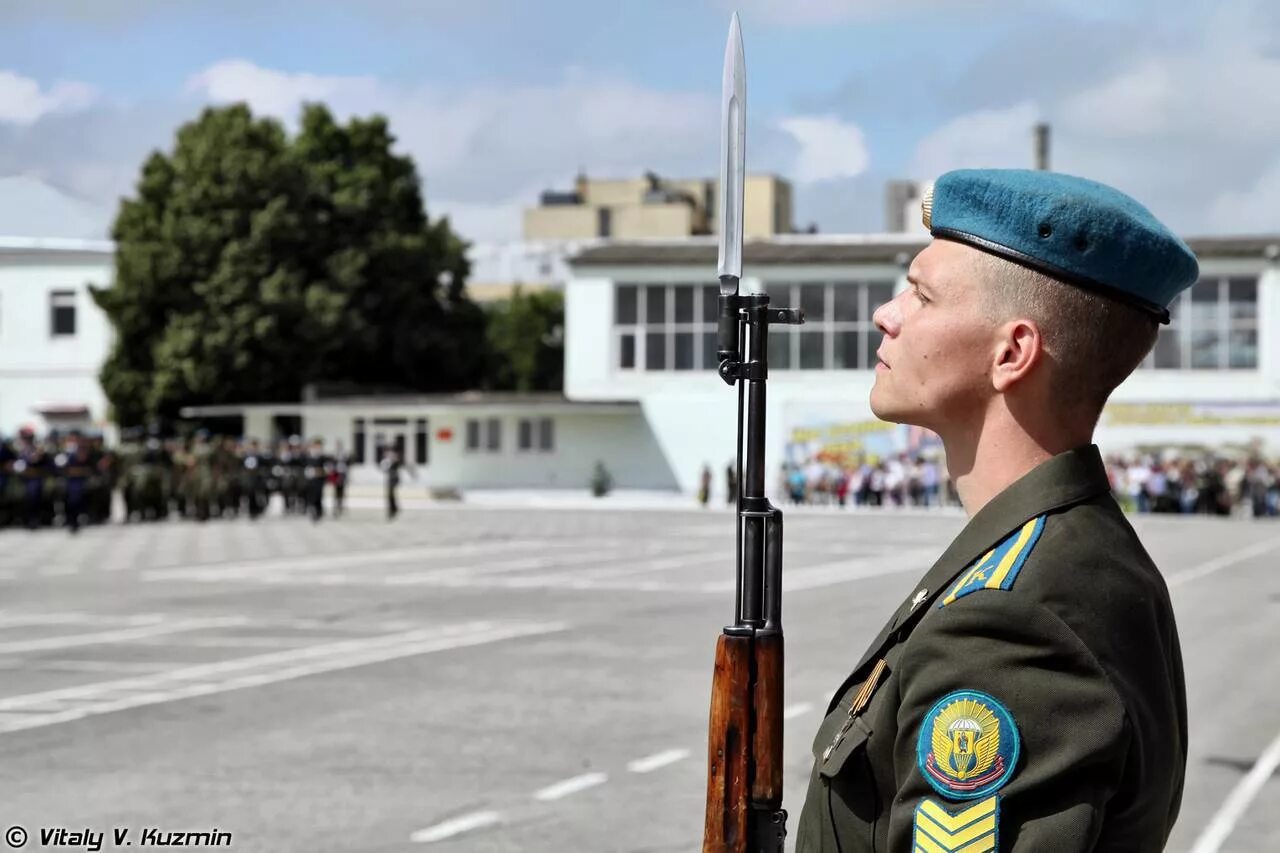 Рязанское высшее воздушно десантное училище. Рязанское воздушно десантное училище. 132 Выпуск РВВДКУ. РВВДКУ Рязань. Рязанское военное училище спецназа.