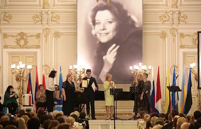 Viii конкурс юных вокалистов им. Xiii международный конкурс молодых оперных певцов елены образцовой. Образцова конкурс юных вокалистов. Конкурс елена образцова питер 2009. Международный конкурс елены образцовой 2014 год.