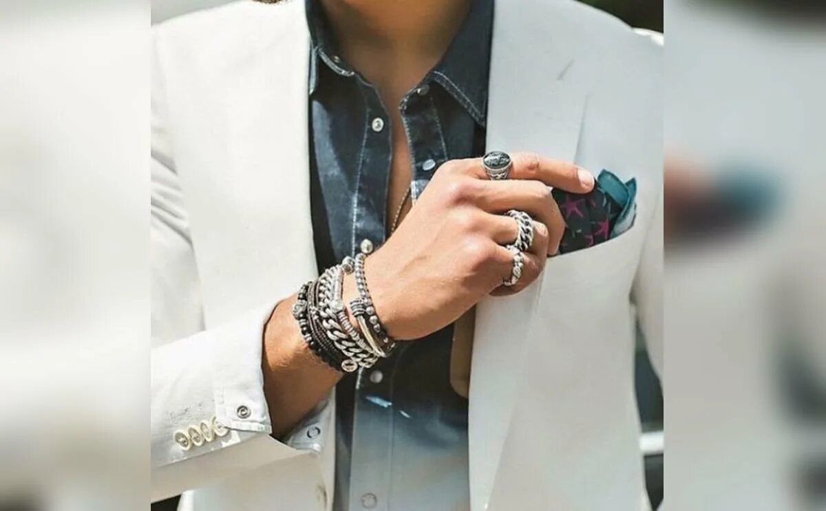 Стильные мужские украшения. Модные мужские украшения. Стильные мужские браслеты. Стильные браслеты для мужчин.