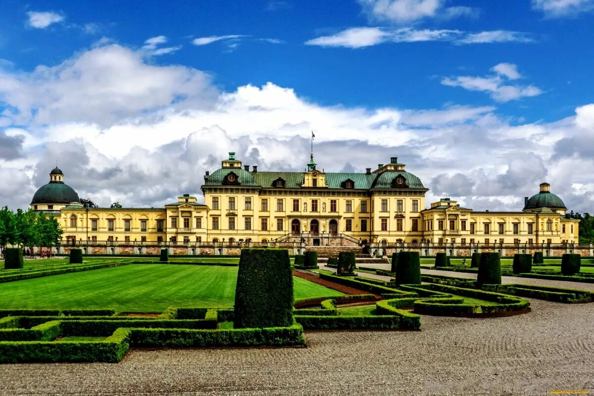 вюрцбургская резиденция неймана. прага резиденция президента. дворец дроттнингхольм в швеции. дворцово-парковый ансамбль дроттнингхольм. дворец дроттнингхольм в швеции.