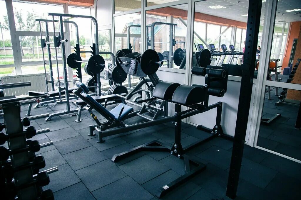 Нирвана курган спортзал. Нирвана тренажерный зал. Гоголя 128 нирвана. Nirvana спортклуб. Нирвана курган спортзал.