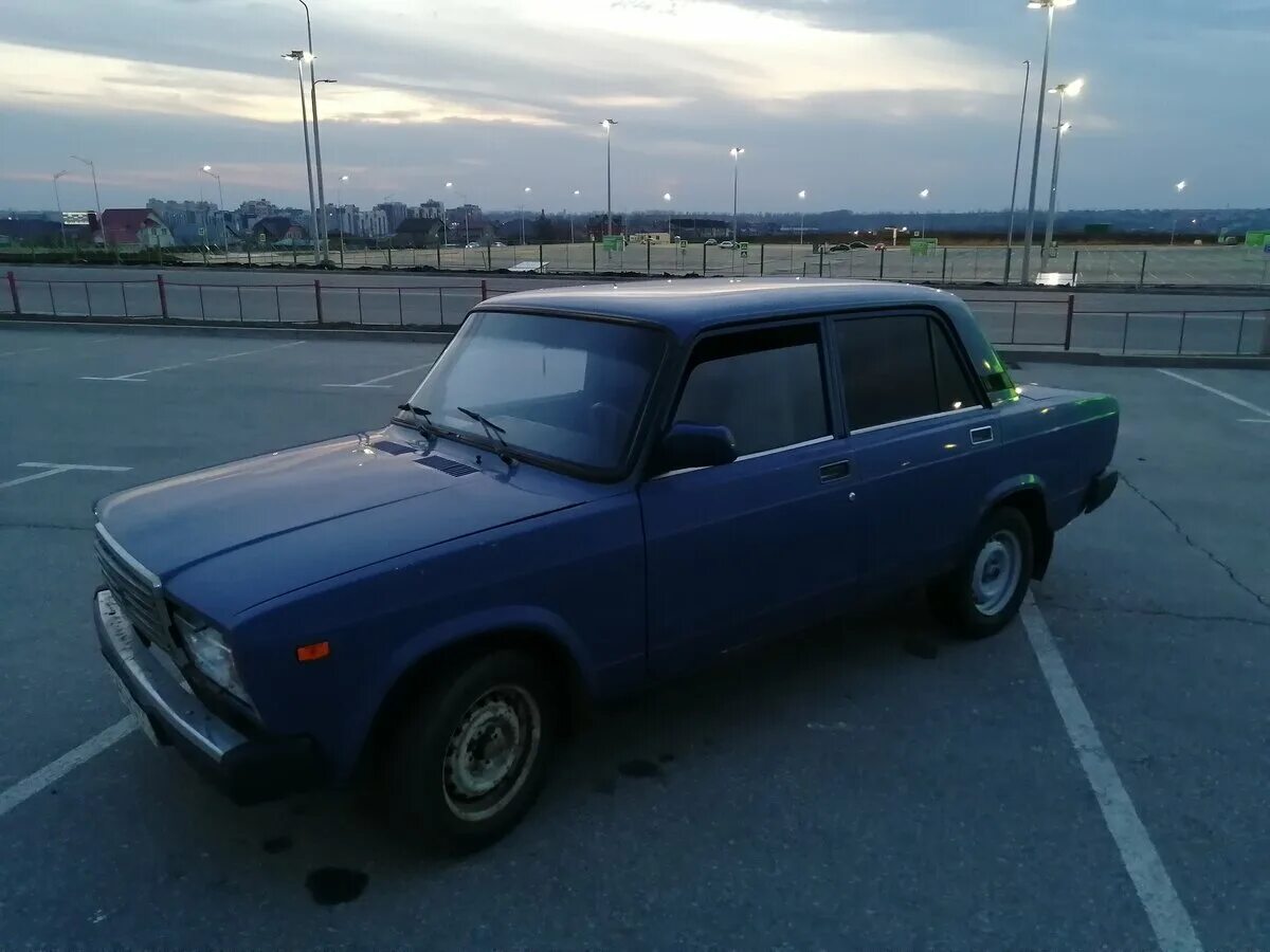 машины на продажу в г сынжерей. машина пятерка 2005 года. лада 2107 сине-зеленая. 21074 2005 н862во 32. ваз 2107 2005 года белая.