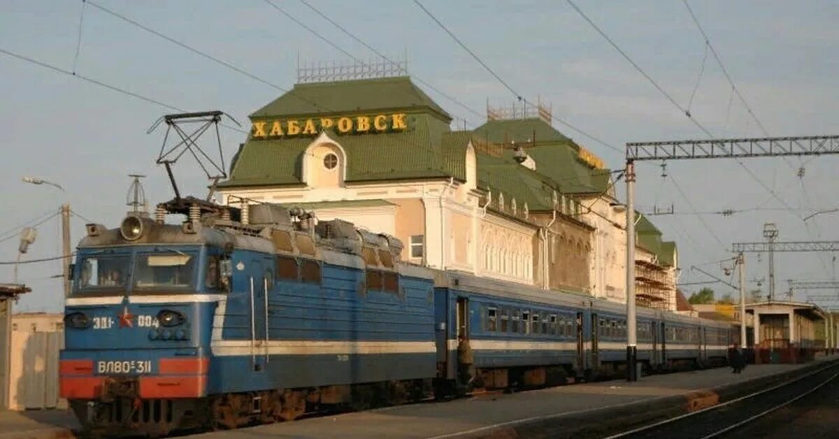 Вл80к 345. Электровозы переменного тока вл80с. Вл80с -311. Поезд вл 80 электричка. Электропоездов хабаровск