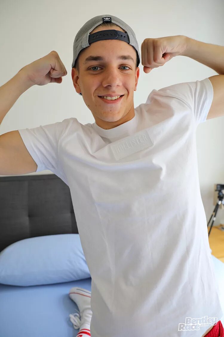 Connor peters. Connor peters онлифанс. connor peters bentley. connor peters model. connor peters onlyfans.