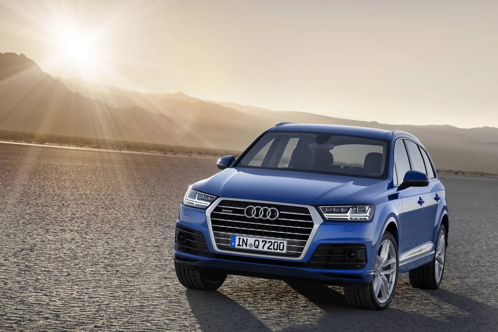 Q7 2016 года. Audi q7. audi q7 2015. audi q7 2018. ауди q7 2016.