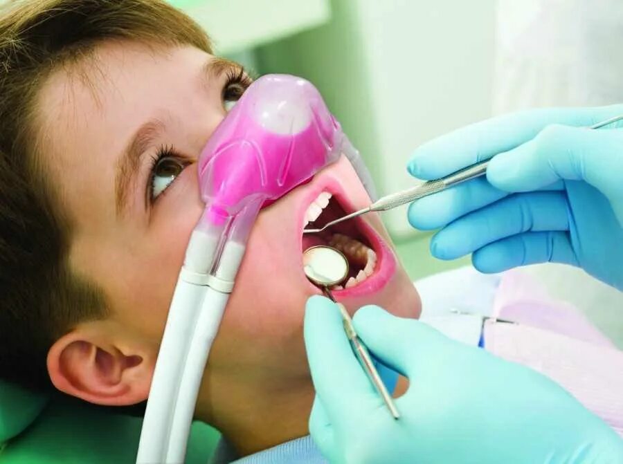 Закись азота-кислородная седация. Ребенок у зубного. Зуб детская стоматология. Анестезия в стоматологии. Можно ли лечить зубы на ранних сроках