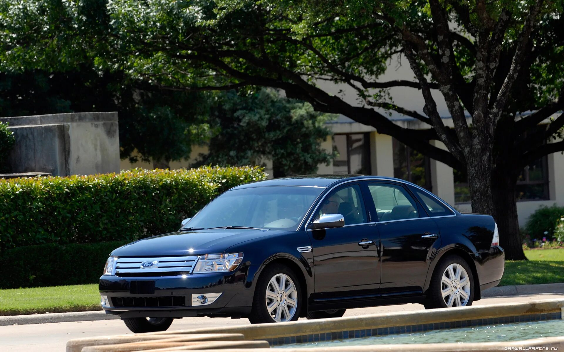 Cadillac sts 4. ягуар xf 2007. Dodge avenger 2008-2010. додж 2007 седан. лучшие машины 2008 года.