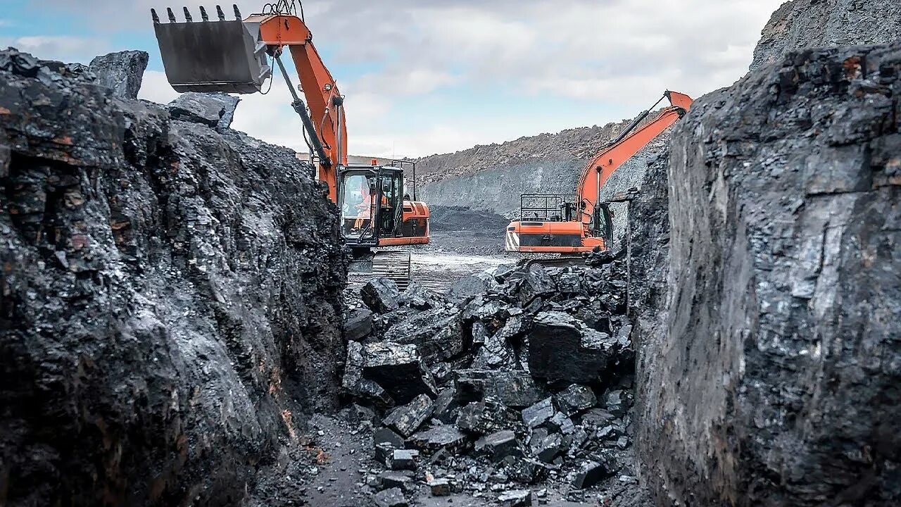 Добыча полезных ископаемых. Места добычи угля в нашем крае. Каменный уголь метаморфическая. Загустайский угольный разрез. Полезные ископаемые добыча угля.