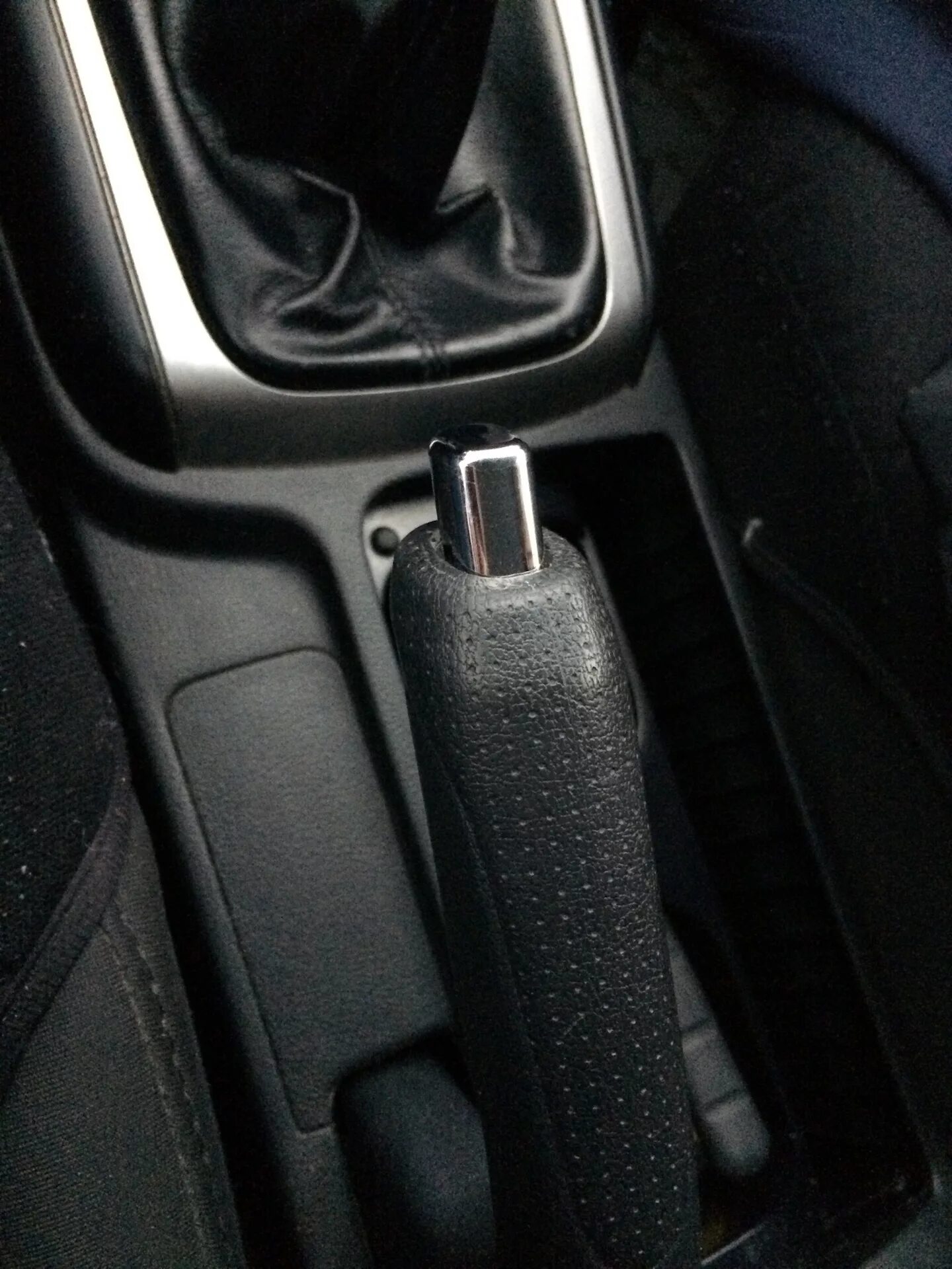 Хендай солярис как снять ручник Подтянул ручник Hyundai Solaris, 1,4 л, 2012 года своими руками DRIVE2