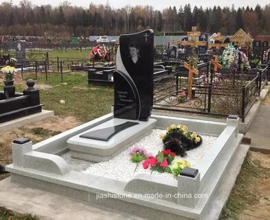 Памятник на могилу через год