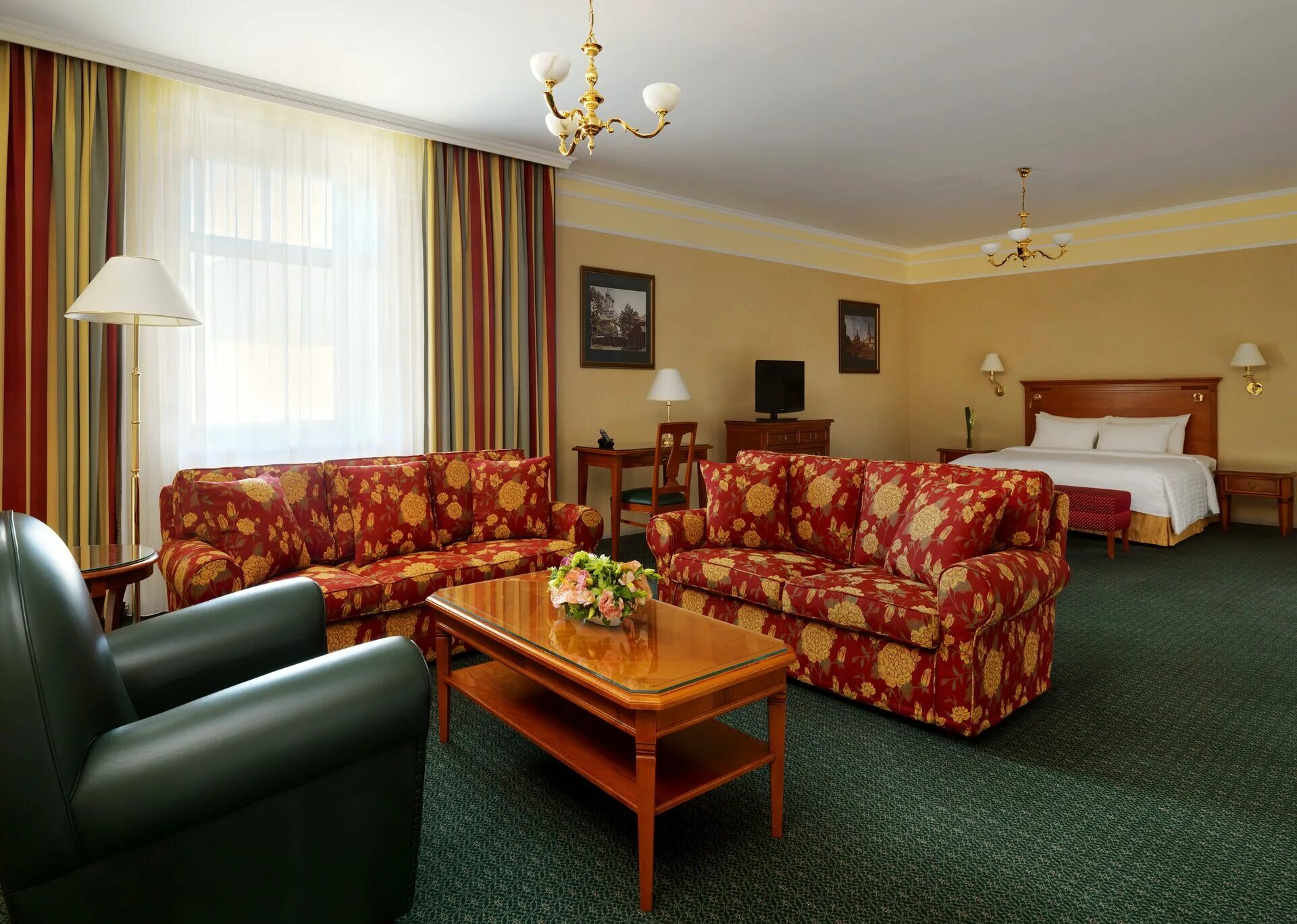 Marriott grand hotel moscow. Марриотт гранд отель москва. отель moscow marriott grand москва. гостиница марриотт гранд отель москва. марриотт москва гранд отель 5*.