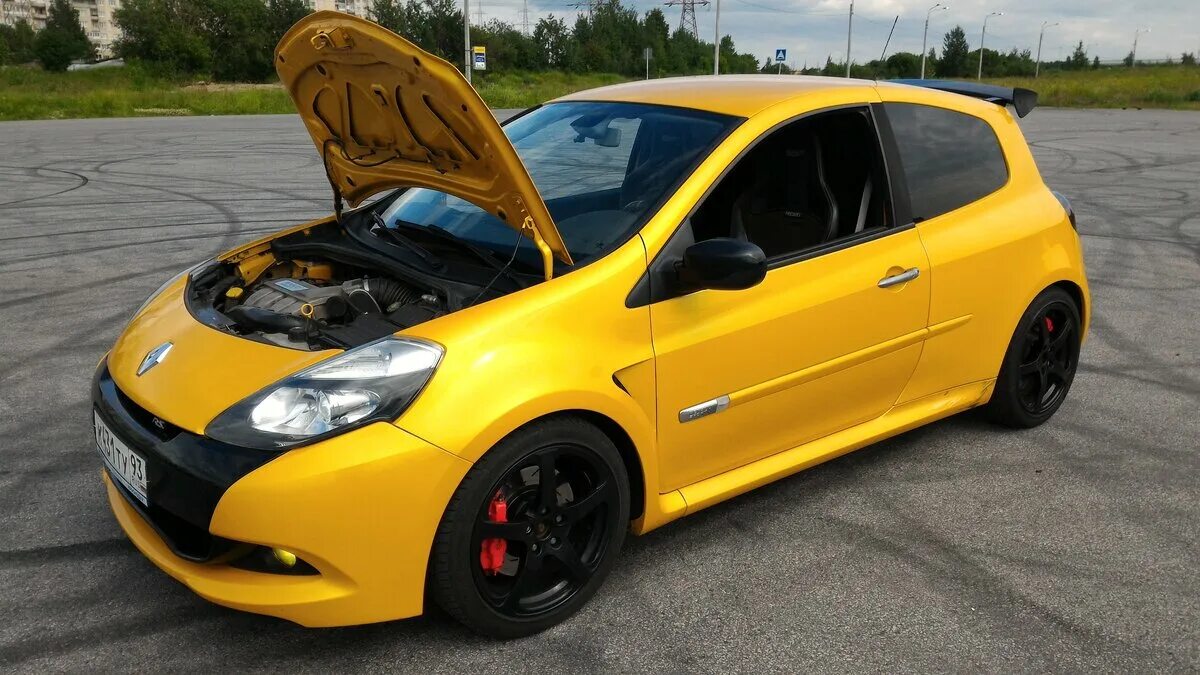 Петербург 2 рено. Renault Clio RS III. Reno Clio RS 3. Renault Clio RS Sport III. Renault Clio 3 RS Sport.