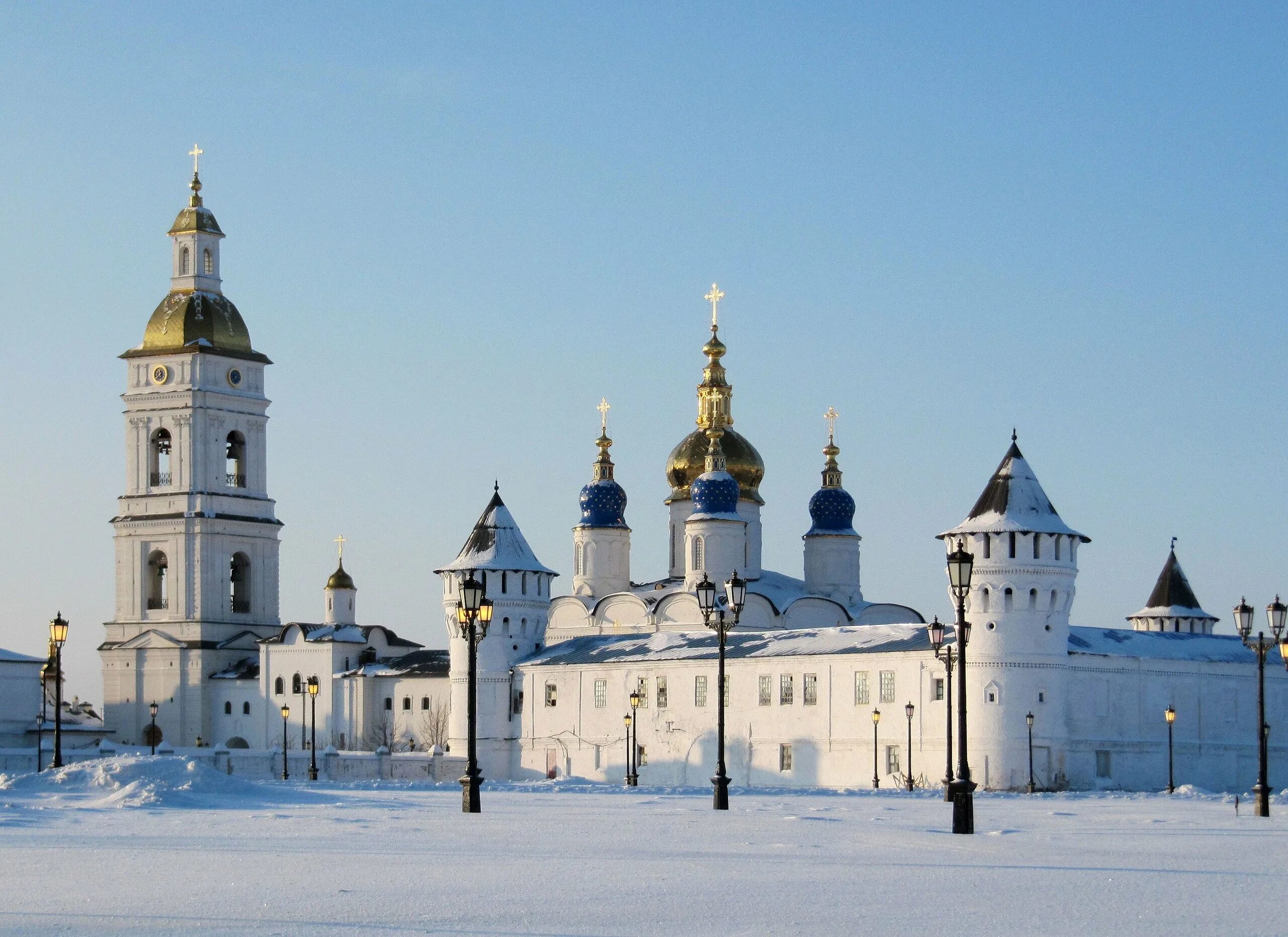 Тобольский кремль. Тобольский Кремль Тюмень. Абалак Тобольский Кремль. Достопримечательности Тобольска. Тобольский Кремль.. Тобольский Кремль зимой Тобольск.