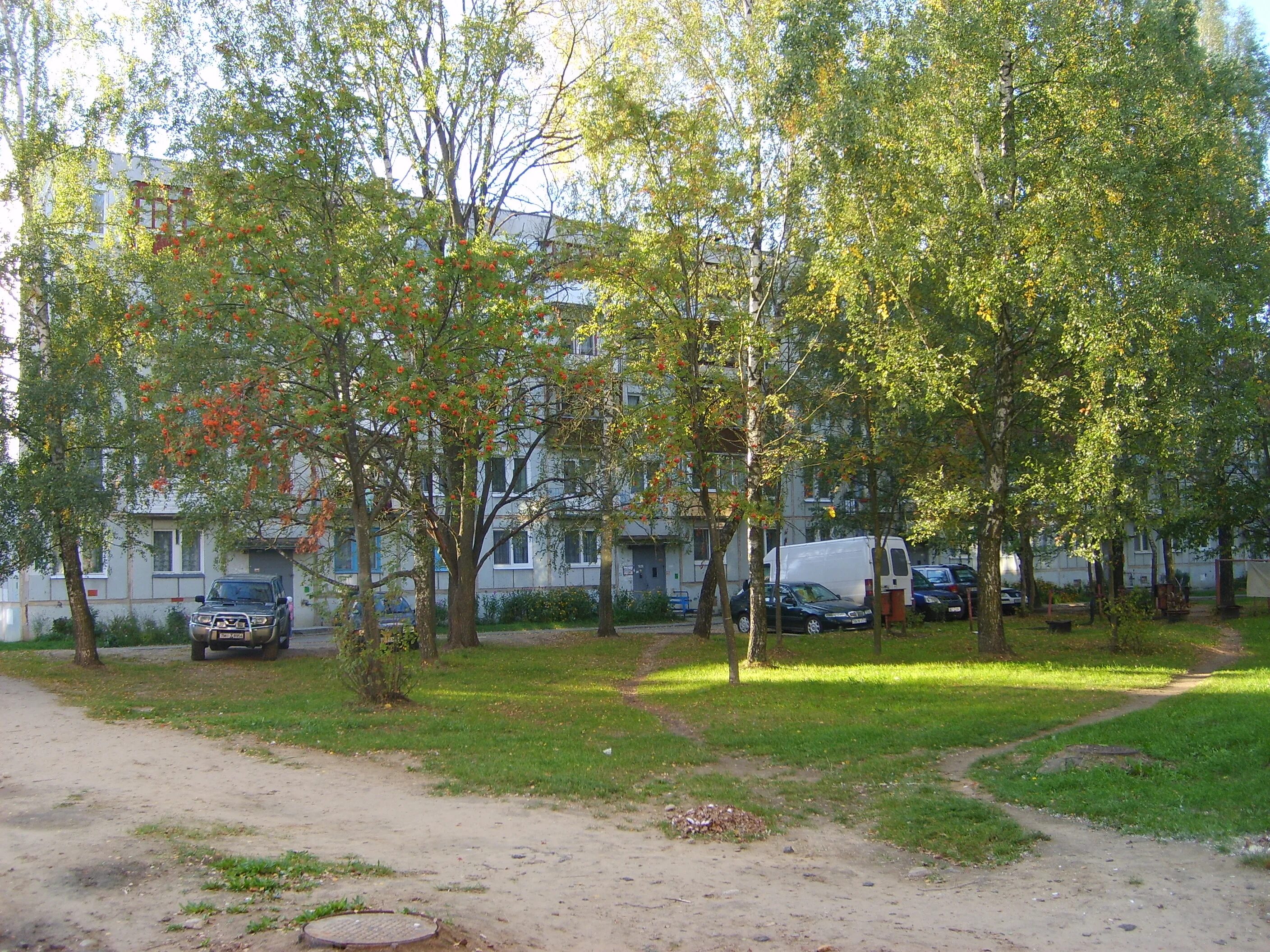 Заря 19. Заря улица новая 32. марьина горка беларусь военный городок. заря 19 фото. заря 19 б военный городок фото.